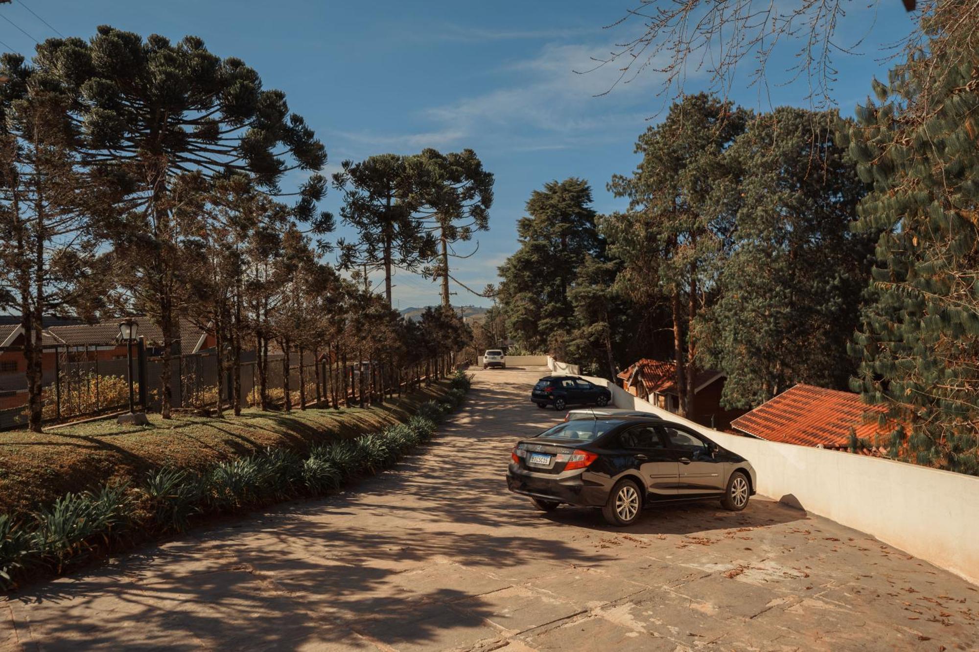 Pousada Dos Quatis Campos do Jordão Esterno foto